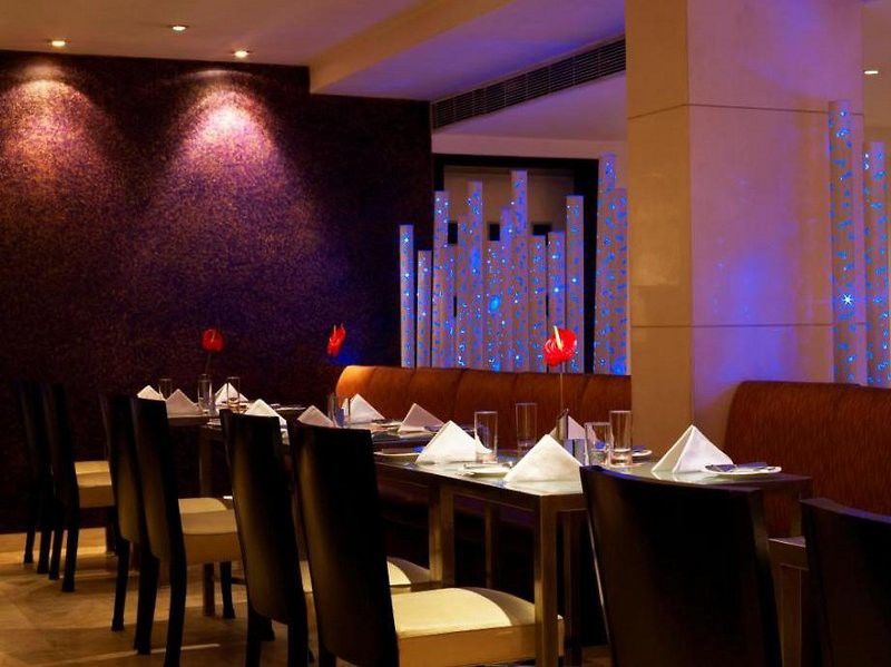 The Golkonda Hotel Hyderabad Restaurant photo
