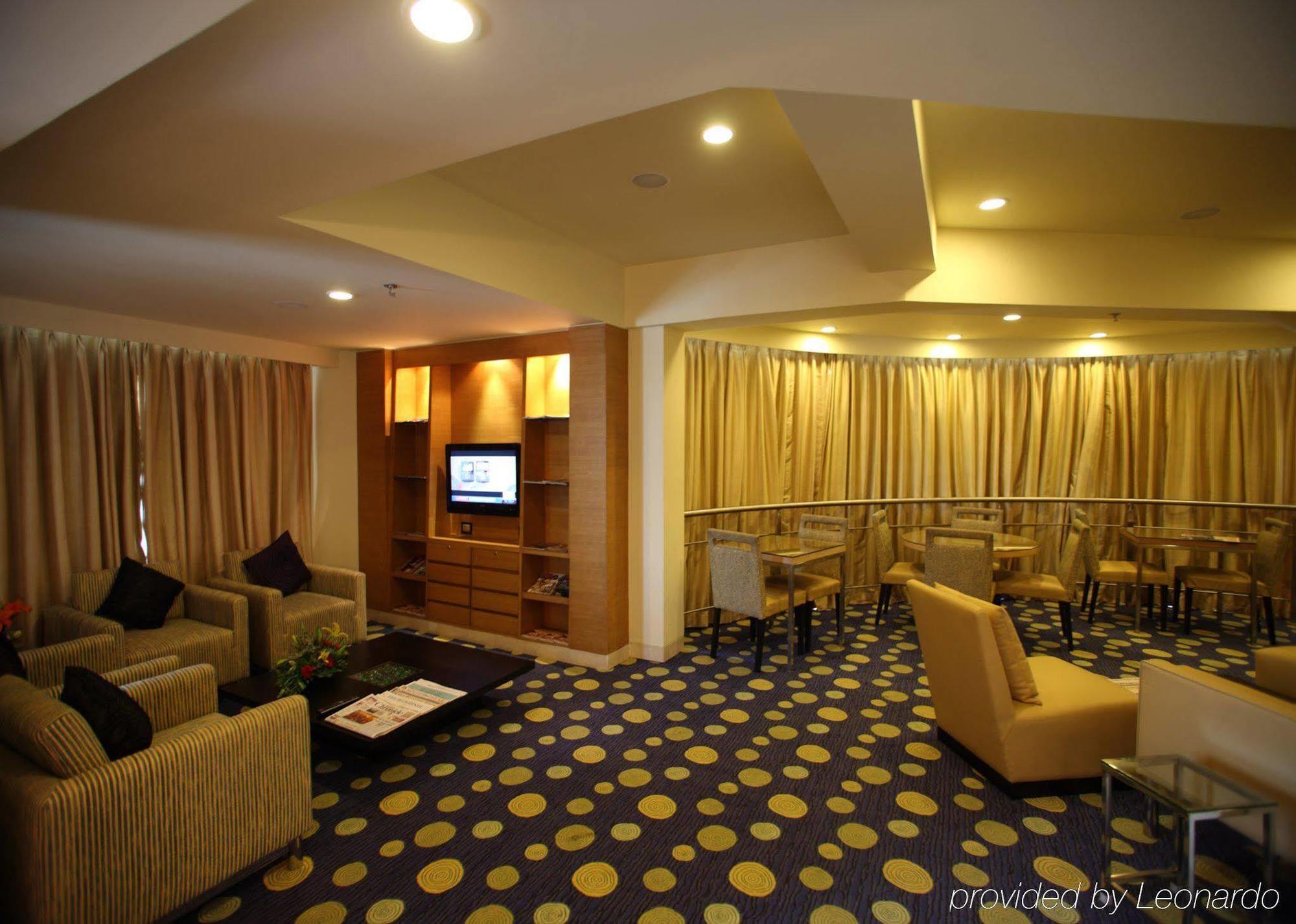 The Golkonda Hotel Hyderabad Interior photo